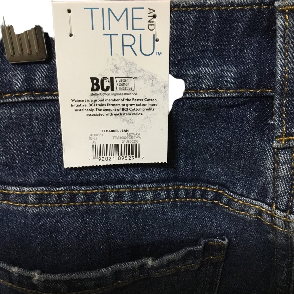 Time and Tru Size 6 Barrel Jeans NWT - Picture 3 of 7